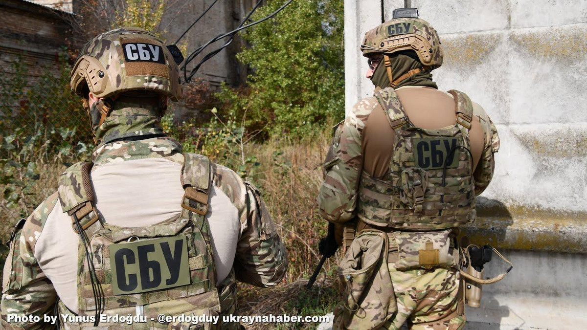 "Đặc vụ Nga đã cố gắng lôi kéo một nhân viên của Phòng thiết kế kỹ thuật cơ khí Kharkov, người thuộc bộ phận chịu trách nhiệm phát triển xe tăng chủ lực”.