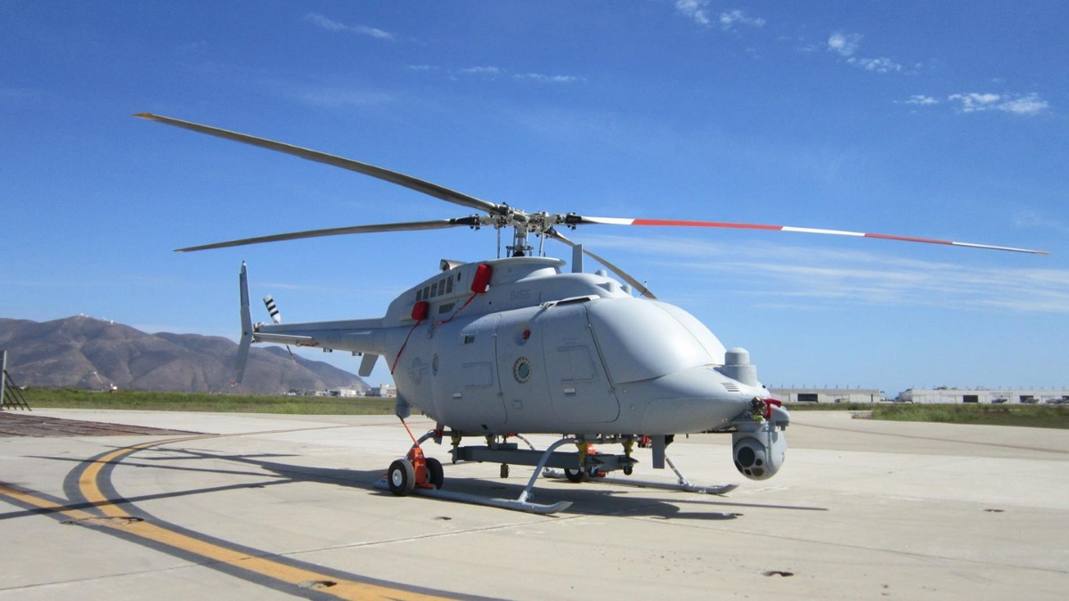 Ngoài ra Hải quân Mỹ còn được trang bị máy bay không người lái do thám tầm cao MQ-4C Triton, phương tiện này chính thức đi vào hoạt động đầu năm 2018.