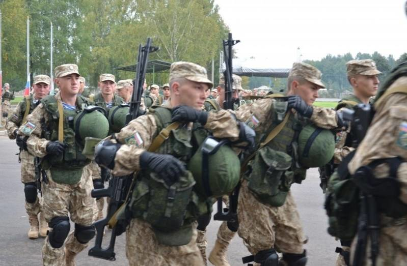 Trong những ngày sắp tới, hoặc thậm chí có thể ngay trong đêm nay, một số lượng lớn trực thăng vận tải đa dụng của quân đội Nga cũng sẽ được triển khai tới quốc gia Trung Á này, đề phòng mọi cuộc tiến quân "quá đà" của Taliban trong thời gian tới.