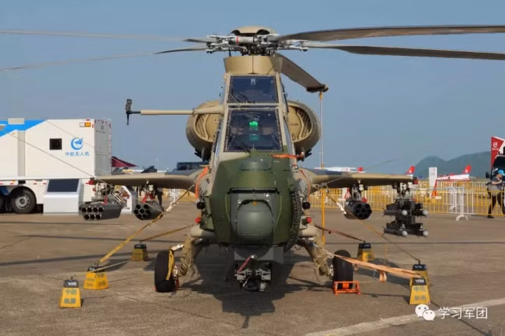 Các trực thăng vũ trang của Trung Quốc cũng tương tự, không có quá nhiều thay đổi về mặt thiết kế, cũng như khả năng mang vũ khí.