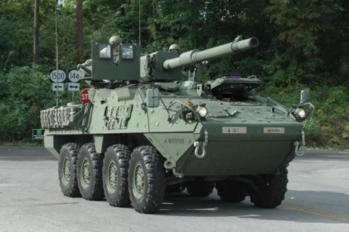 Theo giới thiệu, xe chiến đấu bộ binh Stryker nằm trong dự án “Objective Force”, được thiết kế dựa trên mẫu xe thiết giáp LAV III với yêu cầu chế tạo cho Quân đội Mỹ một loại phương tiện đa dụng có khả năng tham chiến nhanh chóng, linh hoạt và hỏa lực mạnh.