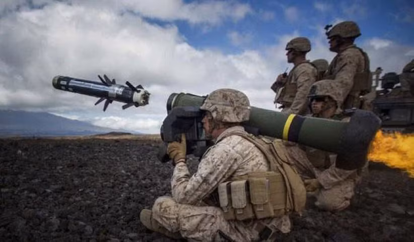 "Tên lửa Javelin là vũ khí phòng thủ. Mỹ kỳ vọng Ukraine triển khai chúng một cách có trách nhiệm và chỉ khi thực sự cần thiết vì mục đích phòng thủ", phát ngôn viên Lầu Năm Góc Mike Howard nói.