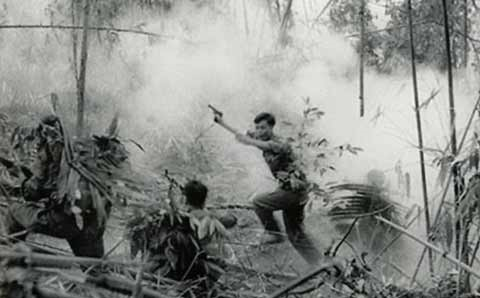 Các nhà sử học cũng cho rằng, thất bại của Mỹ ngụy trong chiến dịch Đường 9 Nam Lào, một phần tới tự sự chỉ huy yếu kém của các tướng lĩnh Mỹ. Ngoài ra, việc một cuộc hành quân quy mô lớn, bị lộ kế hoạch từ trước cũng khiến Mỹ ngụy mất đi lợi thế bất ngờ, khi quân giải phóng đã chuẩn bị phương án đối phó hữu hiệu.