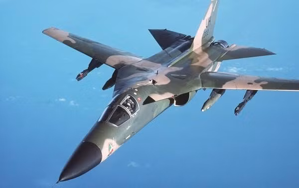 Tuy nhiên, điều này sẽ yêu cầu mở rộng buồng lái, do đó sẽ dẫn đến thay đổi khí động học của máy bay bởi phần trước trở nên lớn hơn.