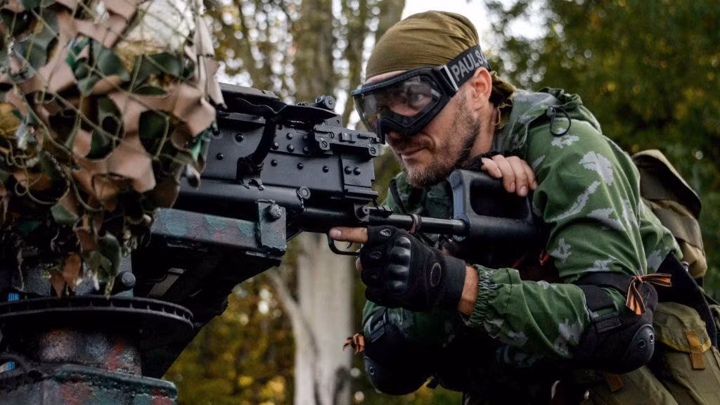 Kiev đã nhiều lần tuyên bố rằng các cuộc diễn tập quân sự ở Crimea có liên quan đến kế hoạch của Liên bang Nga nhằm xâm chiếm khu vực Kherson, nơi cần thiết để dẫn nước từ Dnepr qua kênh đào Bắc Crimea đến bán đảo Crimea, và Quân đội Ukraine sẽ chống lại điều này.