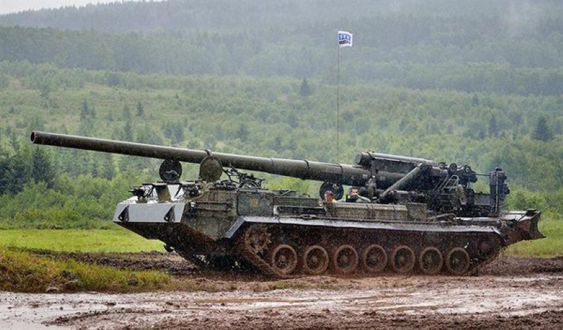 Hiện tại ngoài Nga, còn có nhiều quốc gia khác đang sử dụng khẩu pháo 2S7 Pion trong biên chế, bao gồm Angola, Azerbaijan, Belarus, Georgia, Triều Tiên,...