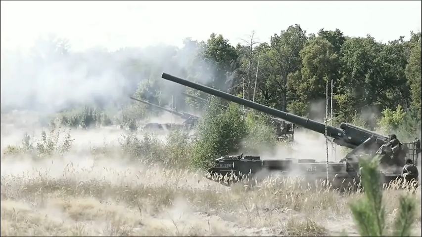 Trong khi đó giới phân tích cho rằng, cuộc tập trận như một thông điệp cứng rắn mà Moscow gửi tới NATO và Ukraine, trong bối cảnh căng thẳng trong khu vực ngày càng tăng cao.