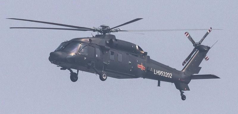 Trung Quốc vào thập niên 1980 được phép mua trực thăng S-70 của Mỹ, khi quan hệ song phương nồng ấm. Quân đội Trung Quốc sau đó nhanh chóng sao chép để phát triển trực thăng Z-20.