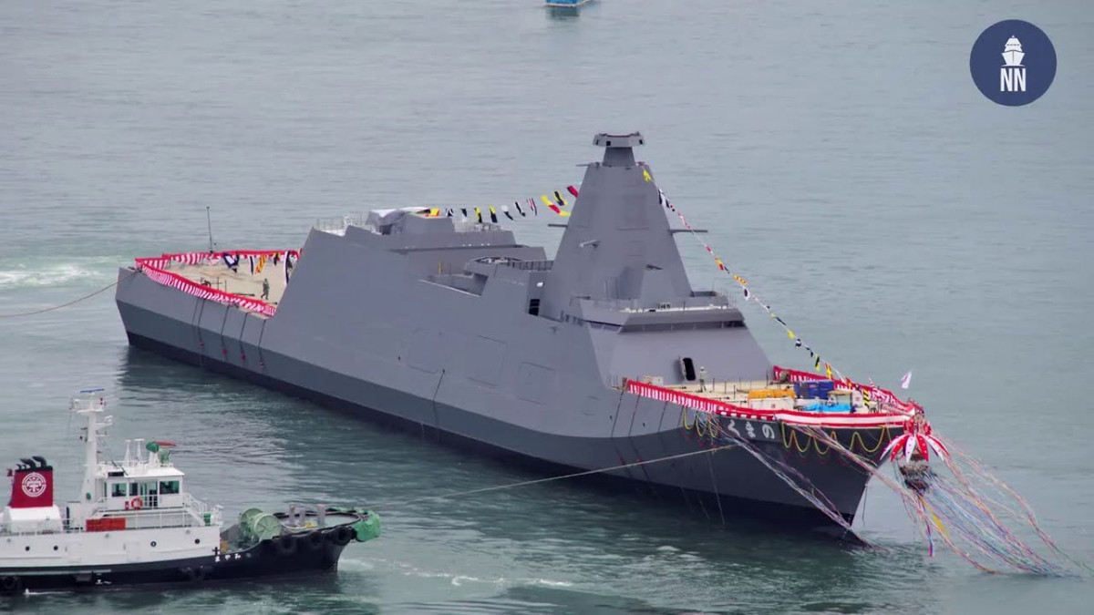 Hai chiếc khinh hạm Mogami đang được Nhật tiến hành thử nghiệm trên biển là chiếc JS Mogami và JS Kumano, dự kiến tới năm 2022 sẽ được nhập biên lực lượng phòng vệ trên biển của nước này. Nguồn ảnh: Pinterest.