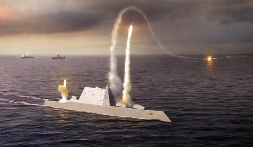 Hải quân Mỹ hôm 1/11 thông báo họ sẽ hoán cải tàu khu trục lớp Zumwalt để chúng có thể trang bị tên lửa siêu vượt âm tầm trung IRCPS vào năm 2024.