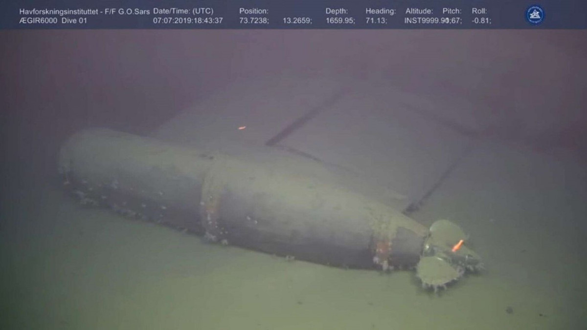 Tháng 4 năm 1989, tàu ngầm hạt nhân Liên Xô chiếc K-278 Komsomolets đã thực hiện chuyến tuần tra ở biển Na Uy. Khi đang ở độ sâu 150 mét, tàu đã cháy từ khoang động cơ.