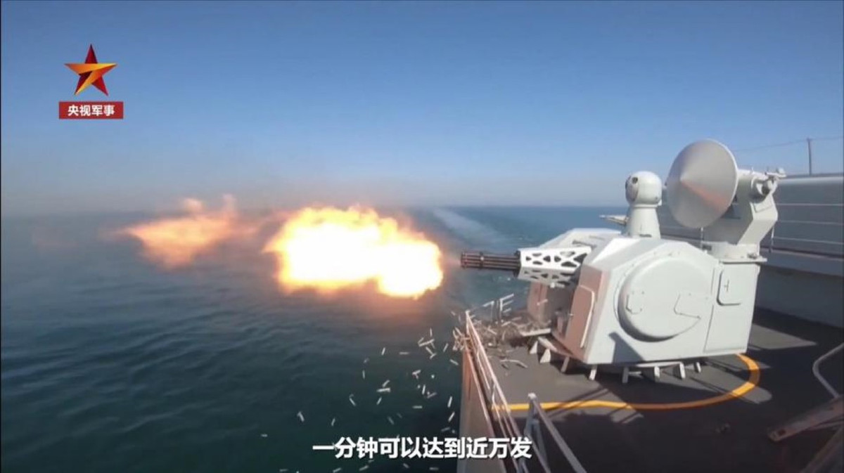 Việc không mang được quá nhiều máy bay, vốn dĩ là điểm yếu cố hữu, nằm trong thiết kế của tàu sân bay Sơn Đông. Cần phải nhớ rằng, tàu sân bay này được Trung Quốc tự phát triển trên cơ sở một tàu sân bay thế hệ cũ, được thiết kế từ thời Liên Xô.