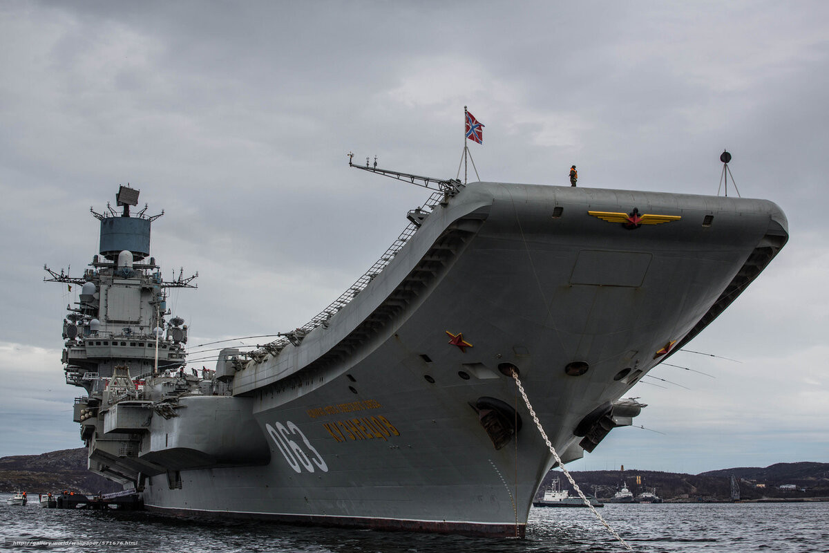 Hàng không mẫu hạm Kuznetsov từng là chiến hạm duy nhất, giúp Hải quân Nga thực hiện con bài "ngoại giao" tàu sân bay, khi tham chiến ở Trung Đông và tăng cường tầm ảnh hưởng của mình trong khu vực.