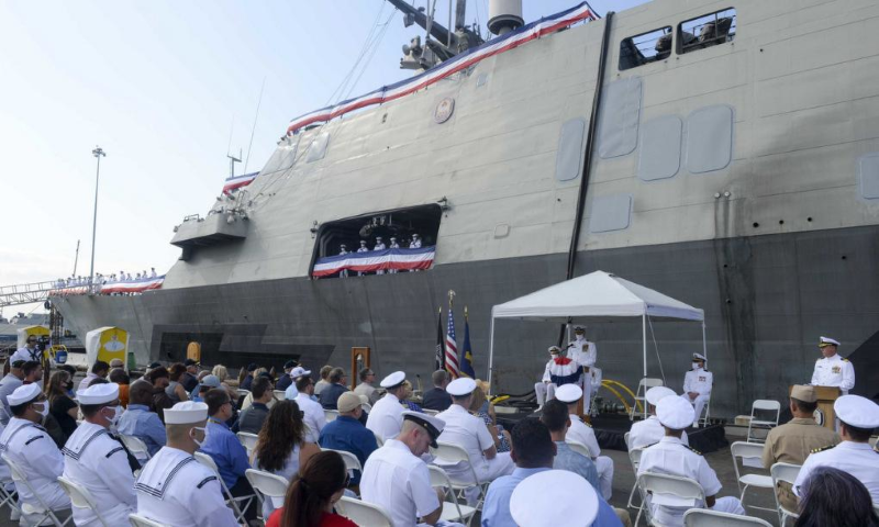 Lễ loại biên USS Freedom diễn ra tại căn cứ hải quân San Diego ở bang California hôm 29/9. Đây là tàu LCS thứ hai bị Mỹ loại biên, sau chiếc USS Independence được cho nghỉ hưu hồi cuối tháng 7. Hải quân Mỹ dự kiến loại biên thêm 4 tàu LCS nữa trước tháng 3/2022.