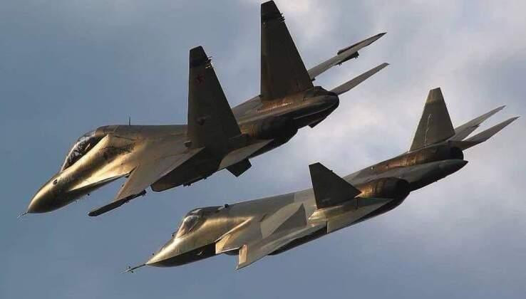 Báo chí Nga cho biết, hiện tại công việc sửa chữa và hiện đại hóa tàu sân bay duy nhất của hải quân nước này mang tên Đô đốc Kuznetsov vẫn diễn ra khẩn trương để con tàu sớm quay lại thành phần tác chiến của hạm đội.