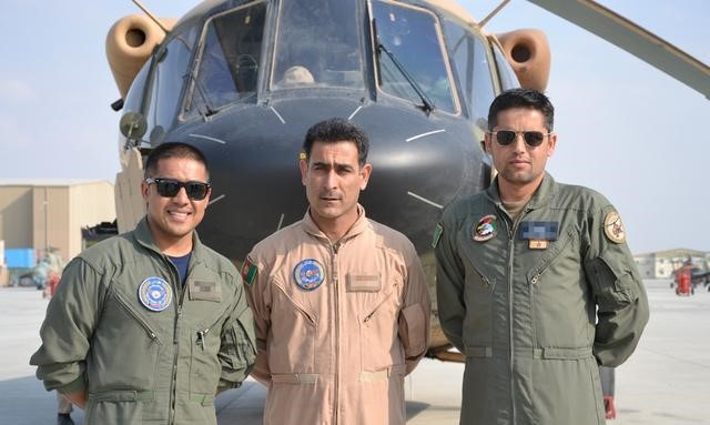 Trước khi Taliban nắm quyền vào hôm 15/8, các phi công quân sự Afghanistan đã trở thành mục tiêu ám sát hàng đầu của Taliban. Nhiều người bị sát hại khi rời căn cứ hay nhà riêng.