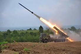 Sở hữu cỡ nòng lên tới 240mm, nhiều nguồn tin khẳng định loại pháo phản lực này được Myanmar thiết kế dựa trên chuyển giao công nghệ từ Triều Tiên.