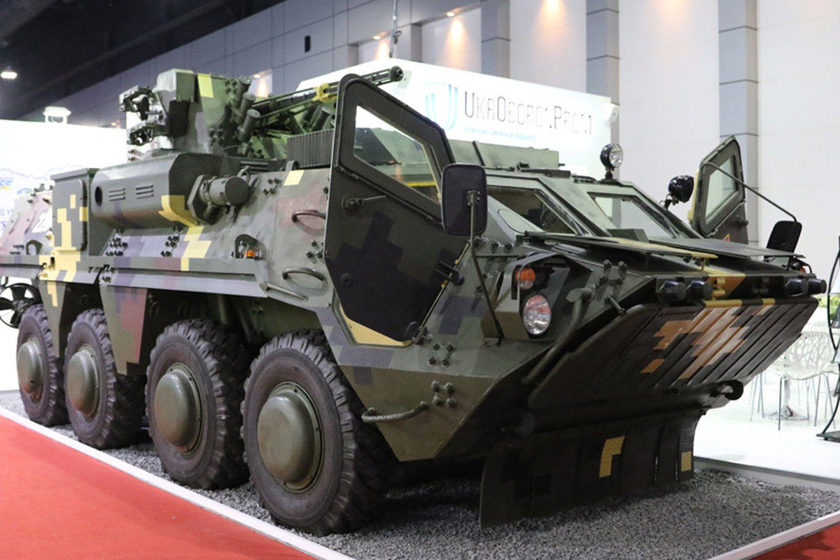 Tương tự, Ukraine cùng Myanmar cũng cùng nghiên cứu và phát triển xe thiết giáp chở quân BTR-4E.