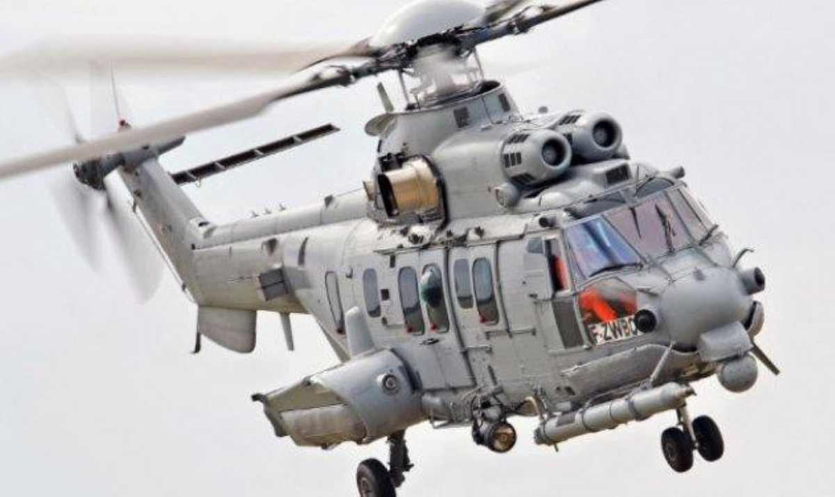 Phát ngôn viên của Bộ Quốc phòng Singapore đã nói với The Straits Times vào đầu tháng này rằng, không quân Singapore (RSAF) sẽ bắt đầu nhận 3 trực thăng H225M trong những tháng tới, sau đó họ sẽ tiếp tục đặt thêm và số lượng có thể lên tới 30 chiếc.