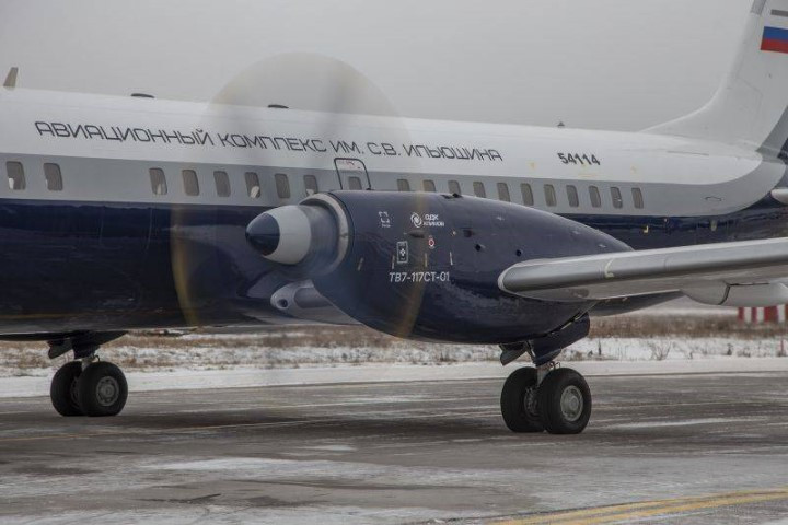 Theo thiết kế, các máy bay vận tải loại này sẽ có khả năng mang theo tối đa 5 tấn hàng hóa hoặc 44 người, máy bay có dự trữ 7200 lít nhiên liệu, hành trình bay tối đa 2400 km với 3,5 tấn hàng hóa.