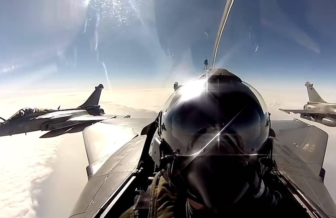 Trên báo chí Ấn Độ, bình luận về mối đe dọa từ phía Mỹ, giới phân tích viết rằng "báo cáo của Cơ quan nghiên cứu thuộc quốc hội không phải là đệ trình chính thức thay mặt cho tất cả các nghị sĩ Mỹ".