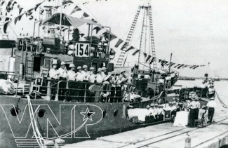 Một ưu điểm vượt trội khác của tuyến đường Hồ Chí Minh trên biển, đó là vũ khí, đạn dược sẽ được chuyển tới sát nách Sài Gòn. Trong khi đó, việc vận chuyển vũ khí từ trên rừng Trường Sơn xuống thành phố cho lực lượng biệt động, lại khó khăn và nguy hiểm hơn rất nhiều.