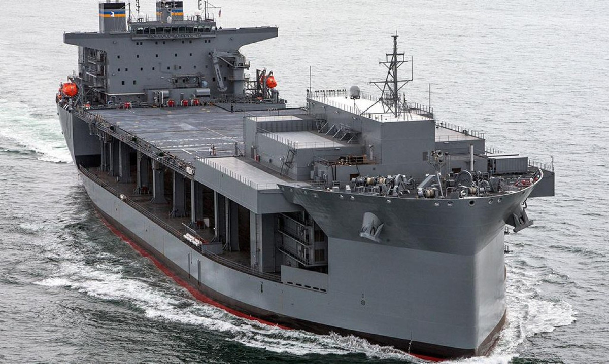Được biết tàu USS Miguel Keith (ESB-5) được đóng với chi phí lên tới 525 triệu USD. Thời gian chế tạo con tàu “khủng” này chỉ khoảng hai năm.