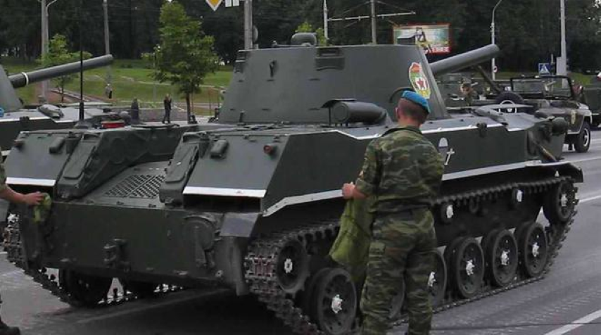 2S9 Nona-S là loại vũ khí có sự cơ động rất tốt trên nhiều địa hình, thậm chí chúng có thể tự vận hành được dưới nước nhờ hai máy bơm xả nước đằng sau thân xe.