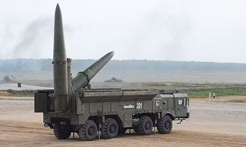 Các tổ hợp phòng không của Israel mà nổi tiếng nhất là Iron Dome, được cho là sẽ đủ khả năng để đánh chặn các tên lửa đạn đạo Iskander của Syria. Tuy nhiên chỉ cần để lọt một quả tên lửa loại này, hậu quả sẽ rất thảm khốc.