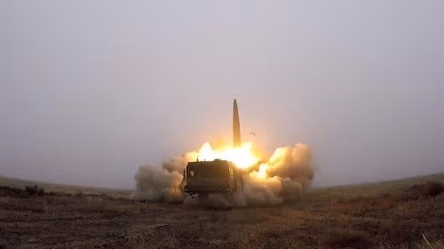 Lời cảnh báo trên được Syria đưa ra sau 4 cuộc không kích của Israel tiến hành vào lãnh thổ quốc gia này. Theo giới quan sát, hệ thống phòng không của Syria đã vô dụng trong suốt toàn bộ 4 cuộc không kích trước đây.