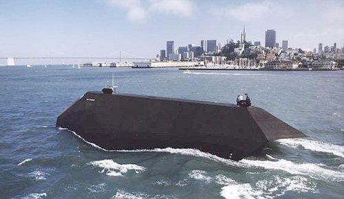 Tàu được trang bị động cơ Diesel-điện giúp có thể chạy với vận tốc 26,3km/h.