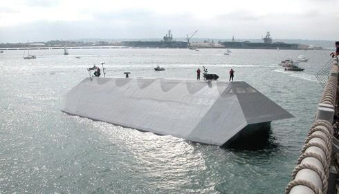 Sau khi giải quyết vấn đề, dự án Sea Shadow được tiếp tục và con tàu hoàn thành năm 1984. Sea Shadow tham gia các cuộc thử nghiệm ban đêm vào những năm 1985-1986, song dự án chưa bao giờ tiến xa hơn giai đoạn thử nghiệm.