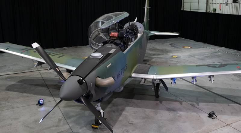 Hệ thống chỉ định mục tiêu EPLRS có thể trao đổi chỉ định mục tiêu với các máy bay F-16 và A-10 với sự hỗ trợ trực tiếp từ các lực lượng mặt đất.