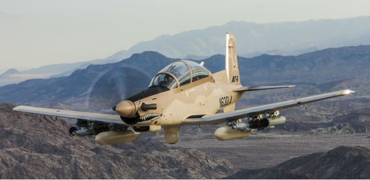 Sở hữu các tính năng vượt trội, được tích hợp các thiết bị tiên tiến và vũ khí đa dạng, máy bay tấn công hạng nhẹ AT-6E sẽ là trợ thủ đắc lực cho A-10 trong các đòn tấn công mặt đất.