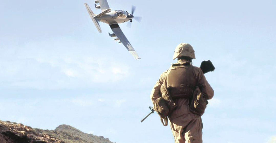 AT-6E Wolverine có thể mang hơn 13 loại vũ khí đa năng và chính xác bao gồm súng 12,7mm, tên lửa không đối đất dẫn đường bằng laser AGM-114 Hellfire; bom thường MK-81 và MK-82; bom dẫn đường bằng laser GBU-12 Paveway II và GBU-58; bom dẫn đường bằng laser tăng cường GBU-49 và GBU-59 Paveway II; bom lái dẫn theo nguyên lý quán tính GBU-38; tên lửa dẫn bằng laser APKWS, TALON, GATR và pháo sáng…