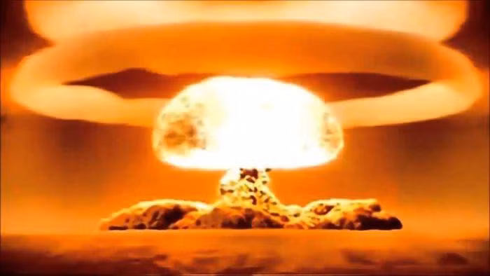 Vụ nổ có thể gây ra bỏng độ 3 ở khu vực trong bán kính 100km tính từ tâm, sóng xung kích phá vỡ cửa kính của nhiều ngôi nhà trong bán kính 900km tính từ tâm vụ nổ.