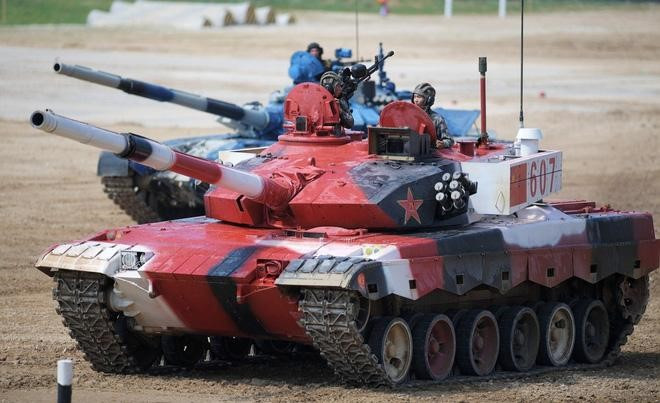 Sau đó họ phát triển biến thể Type-96B để mang sang Nga thi đấu tại Tank Biathlon và xuất hiện lần đầu tại giải đấu năm 2016.