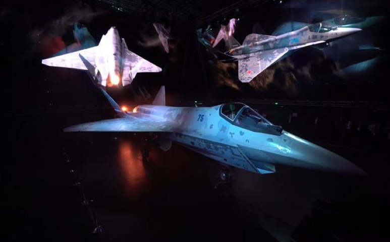 Cần nhấn mạnh, Moskva trực tiếp nói rằng họ phát triển Su-75 chủ yếu nhằm mục đích xuất khẩu nhưng có thể một số phiên bản nội địa của Checkmate sẽ được đưa vào thành phần tác chiến của Lực lượng Hàng không Vũ trụ Nga.