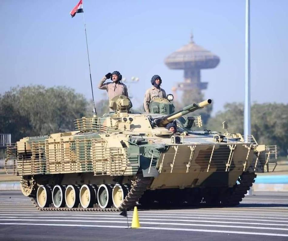 Xe chiến đấu bộ binh BMP-3 của quân đội Iraq tham gia cuộc duyệt binh mừng sinh nhật thứ 100 của quân đội nước này. Nguồn ảnh: Sina.