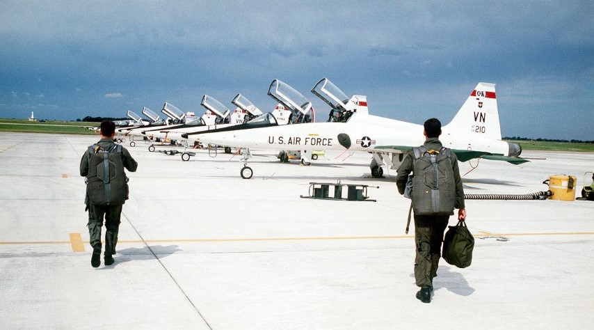 Tuy vậy dòng máy bay huấn luyện T-38 Talon thì lại rất được các tướng lĩnh Không quân Mỹ ưa chuộng tới tận ngày nay.