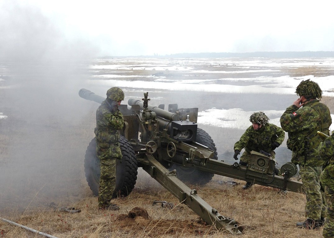Bản thân những người lính ăn phải bánh ngọt có trộn ma túy cũng không hề phát hiện ra sự việc. Vụ việc chỉ bại lộ cho tới khi một người lính gặp phải một loạt các triệu chứng liên quan tới ma túy.