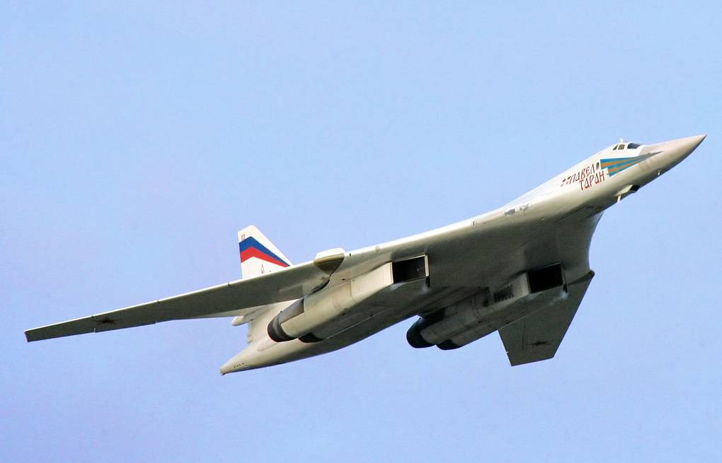 Trong đó, Tu-160 được đánh giá là loại máy bay ném bom có tốc độ cao nhất lịch sử và hiện vẫn liên tục được Nga nâng cấp, hiện đại hóa.
