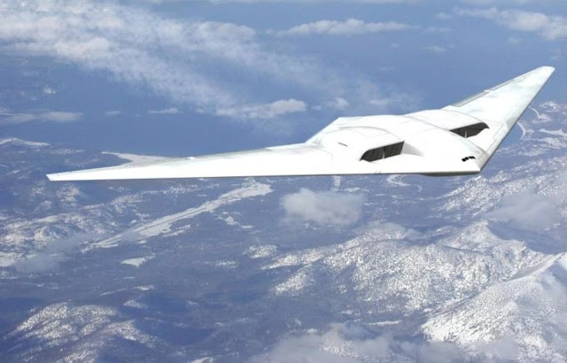 Một mẫu thiết kế trong quá khứ của máy bay ném bom PAK DA với họng hút gió vào của động cơ được đặt trên lưng máy bay.