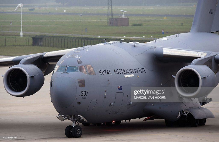 Nguồn tin ban đầu cho biết, trên chiếc máy bay xuất phát từ Mỹ có khoảng 90 tấn hàng hóa quân sự, tuy nhiên Bộ Tổng tham mưu các lực lượng vũ trang Ukraine vẫn chưa đưa ra bất kỳ bình luận chính thức nào về vấn đề này.