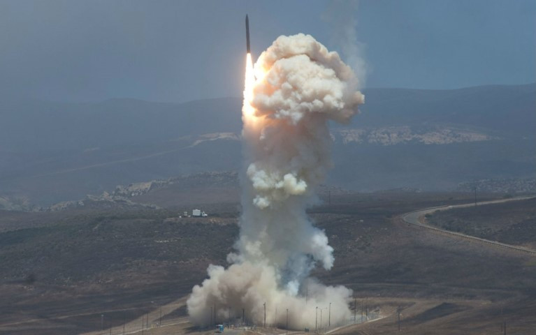 Với các cách thức dò mật mã và bẻ khóa thông thường như hiện nay, sẽ tốn tới hàng trăm năm để một siêu máy tính có thể dò trúng đoạn mật mã với nhiều ký tự đặc biệt nói trên.