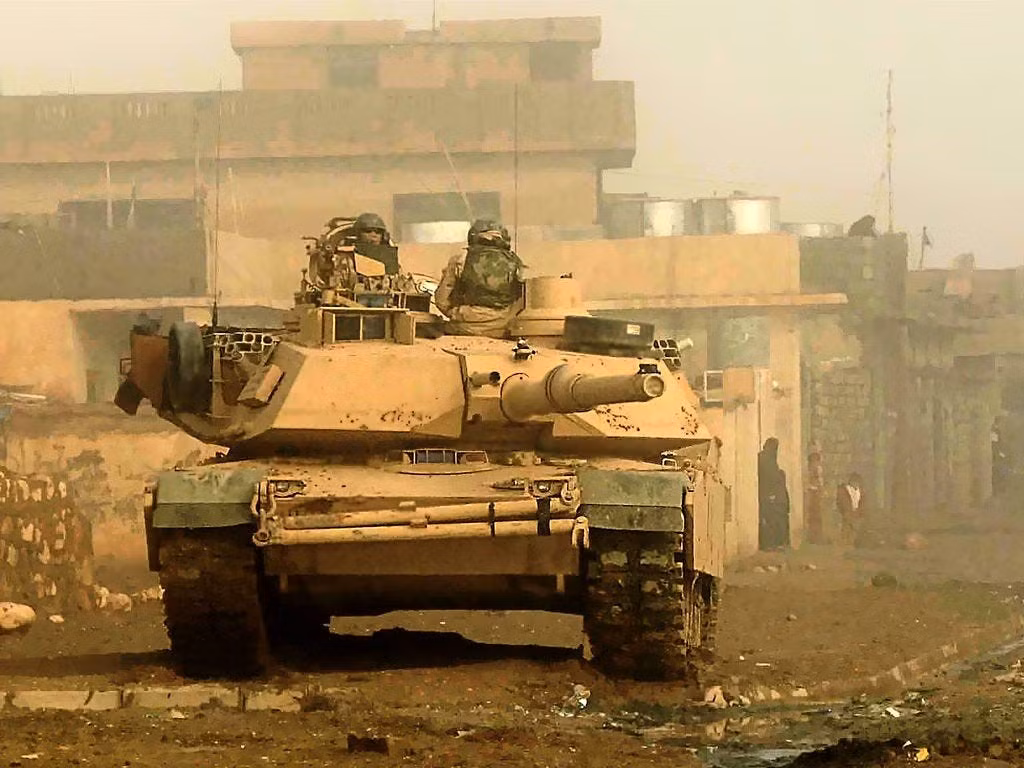 Thay thế cho xe tăng Abrams, sẽ là hỏa lực yểm trợ từ trên không, hoặc các loại phương tiện thiết giáp hỗ trợ khác như xe chiến đấu bộ binh, hoặc xe bọc thép chở quân.