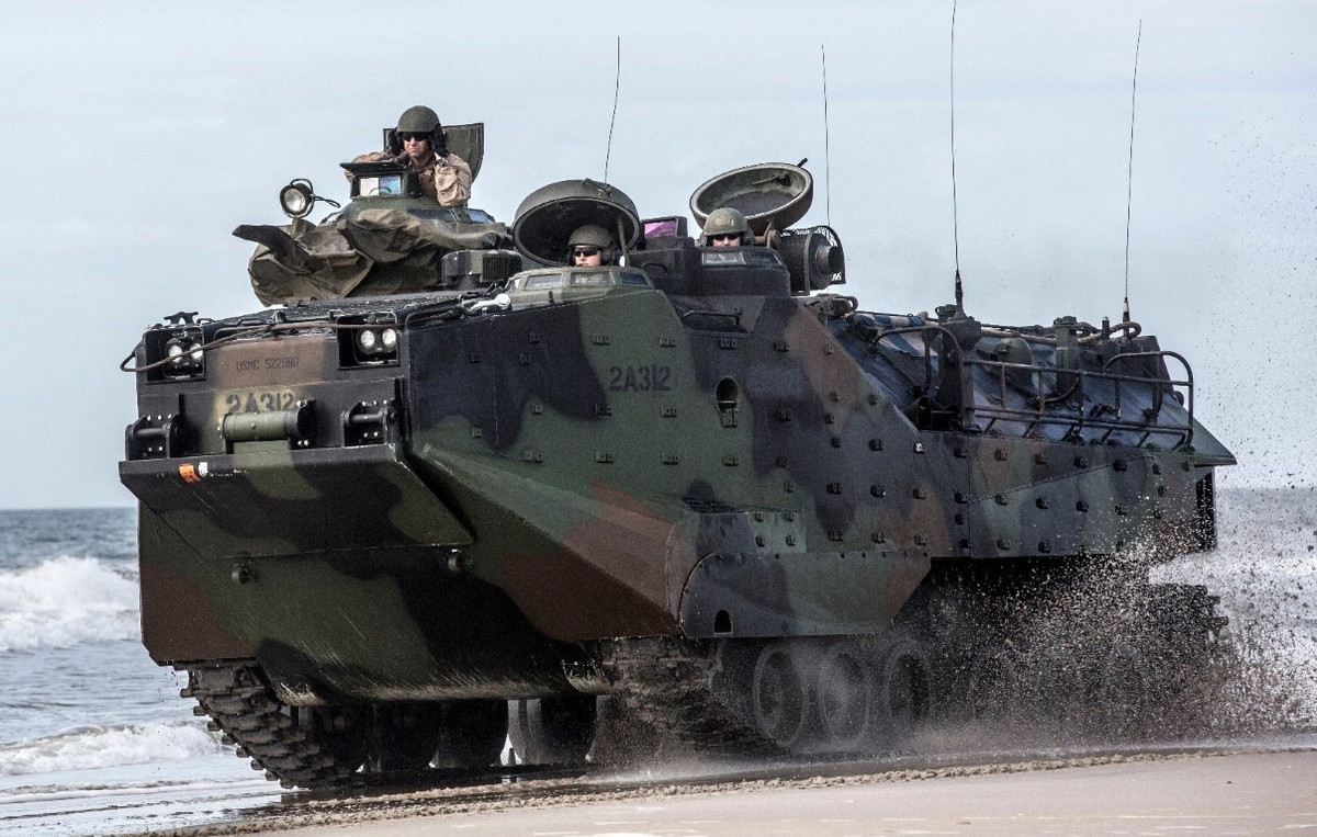 Theo những thông tin mới nhất được truyền thông Mỹ đăng tải, năm 2021 này sẽ là năm cuối cùng, lực lượng Thủy quân Lục chiến Mỹ sở hữu xe tăng trong biên chế.