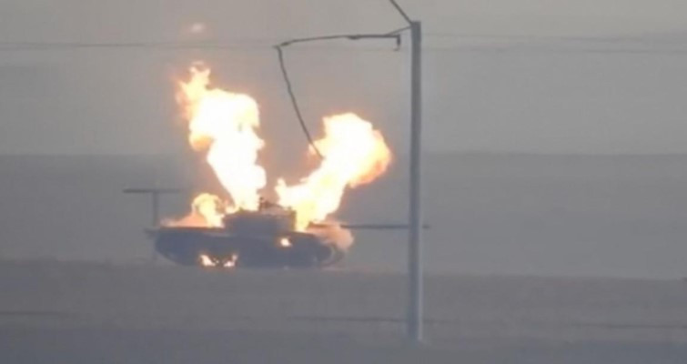 Hiện loại vũ khí này đang được sử dụng tại chiến trường Syria, tên lửa TOW trong tay các lực lượng đối lập thân Mỹ đã tiêu diệt nhiều xe tăng do Nga cung cấp cho quân chính phủ Syria.