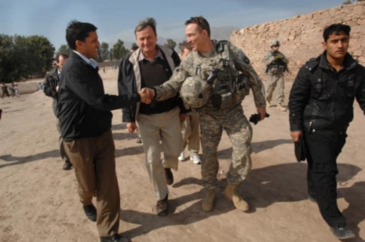 Mặc dù vậy, có thể cơ hội đối với họ đã đến khi Mỹ chấm dứt sự hiện diện quân sự tại Afghanistan, theo logic của Ukraine, Washington đã có nguồn tài chính “nhàn rỗi” để cung cấp cho mình.