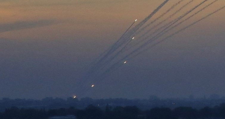 Bất chấp việc Israel vẫn luôn tự hào về hệ thống phòng thủ này, Hamas ít nhất cũng đã gây được nhiều thiệt hại cho Tel Aviv, bao gồm việc làm hư hại cơ sở vật chất cũng như gây ra thương vong cho phía Israel.